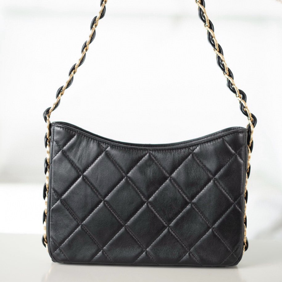 CC Chain Hobo Bag, Black