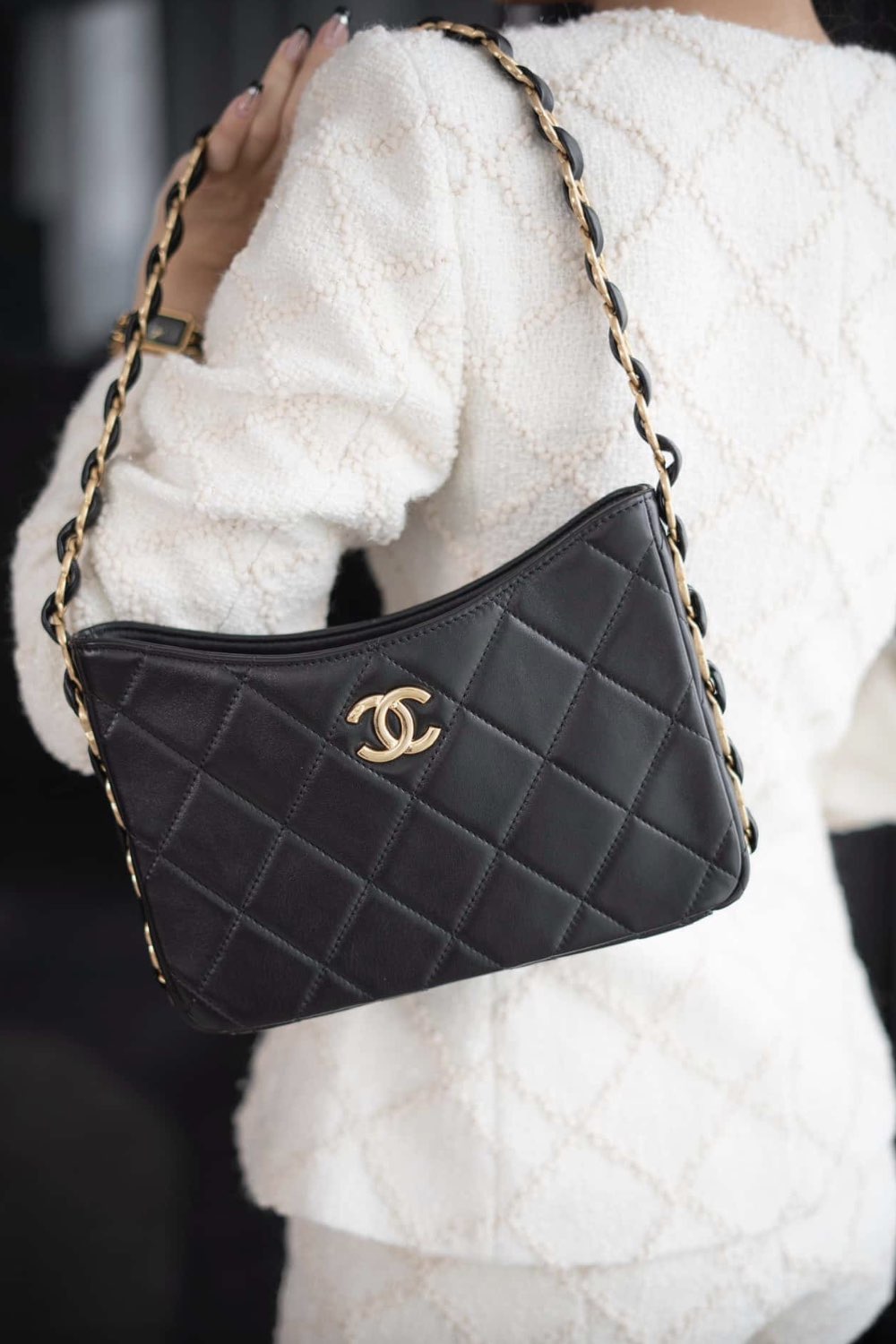 CC Chain Hobo Bag, Black